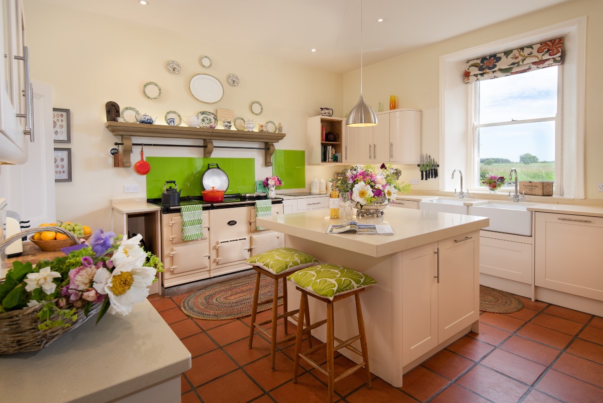 Brunton House - kitchen with AGA, island and double Belfast sinks