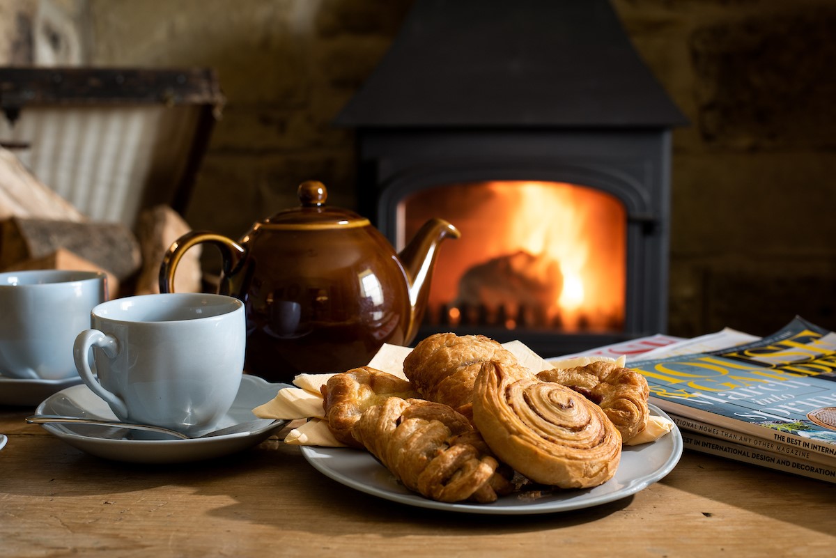 The School House, Capheaton - cosy breakfasts in front of the fire