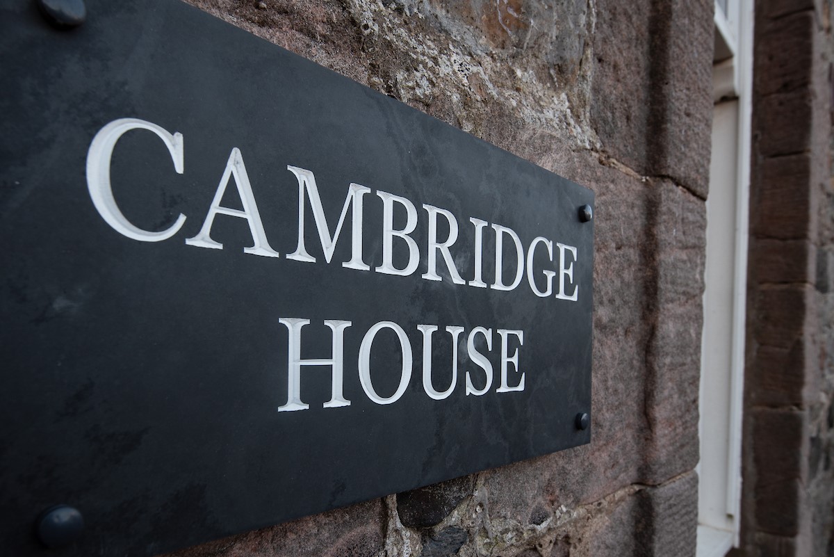 Cambridge House - house name plaque