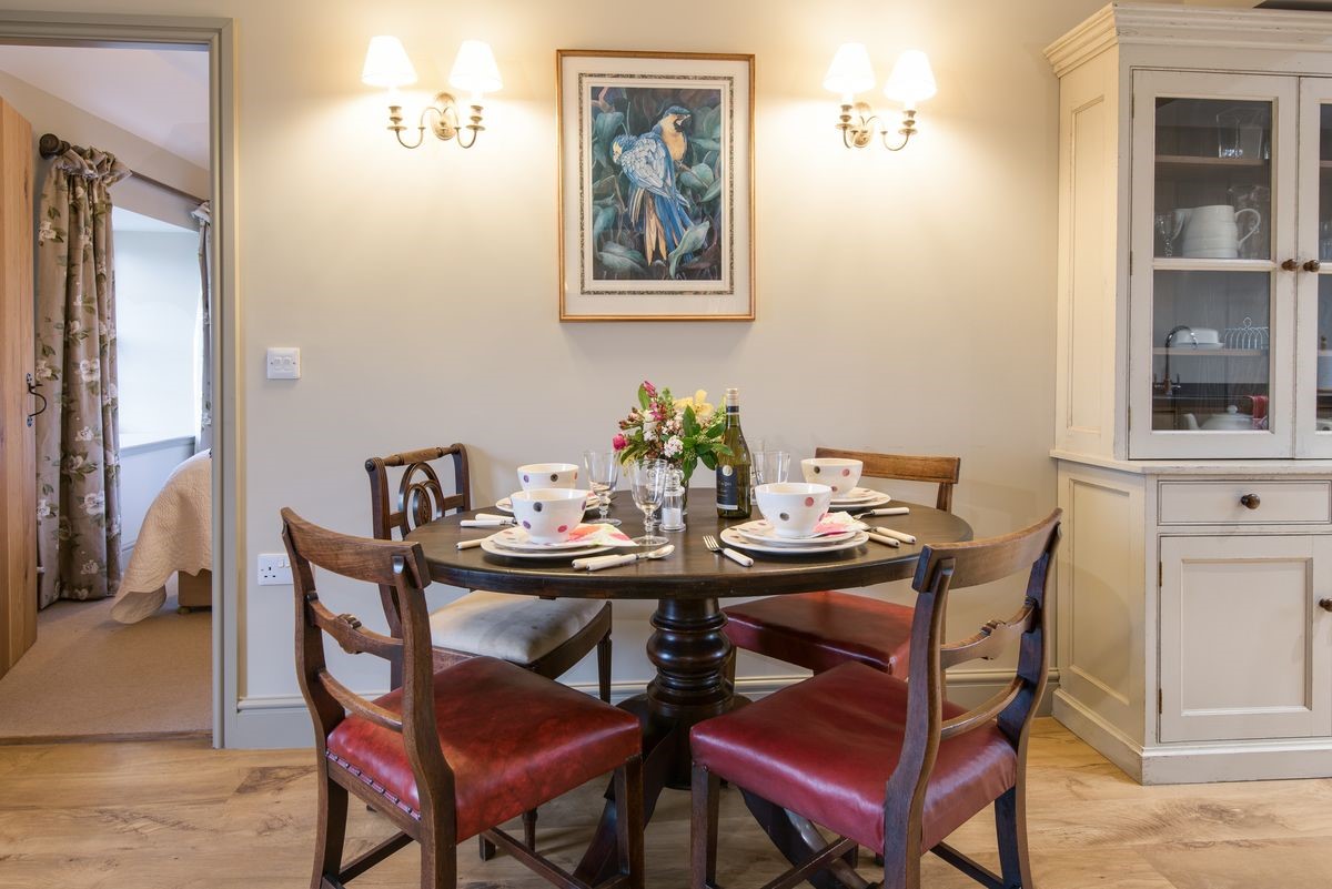 Barley Hill Cottage - the dining area with seating space for four guests