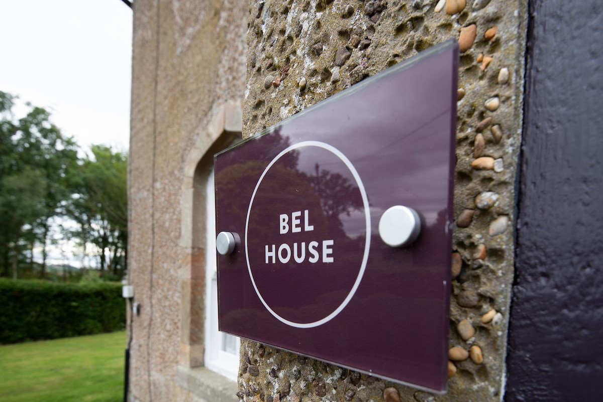 Bel House - entrance to the property