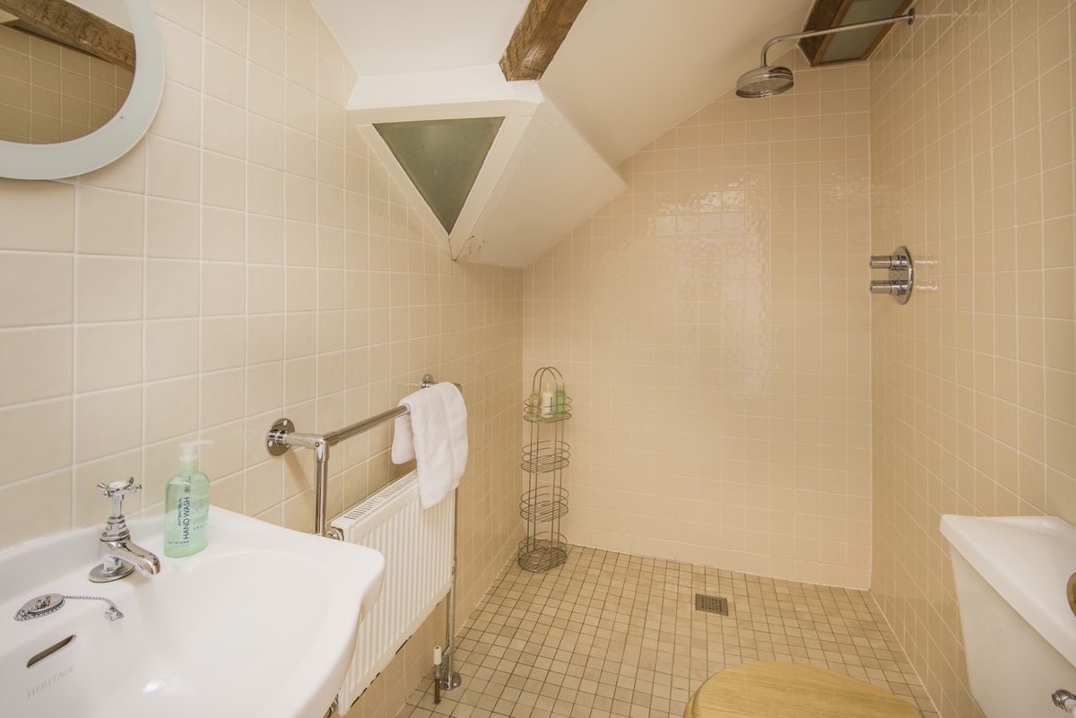 East Cottage - wet room with shower, WC and basin