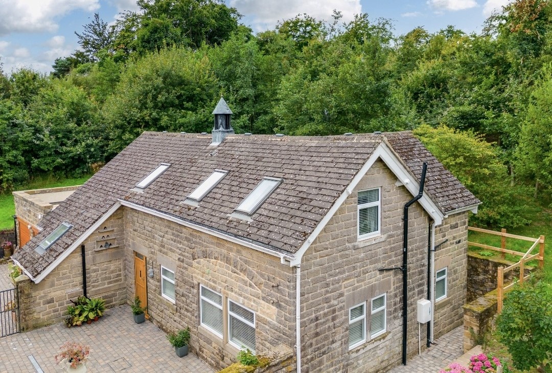 Roundhill Coach House - set in the rolling countryside of the Yorkshire Dales