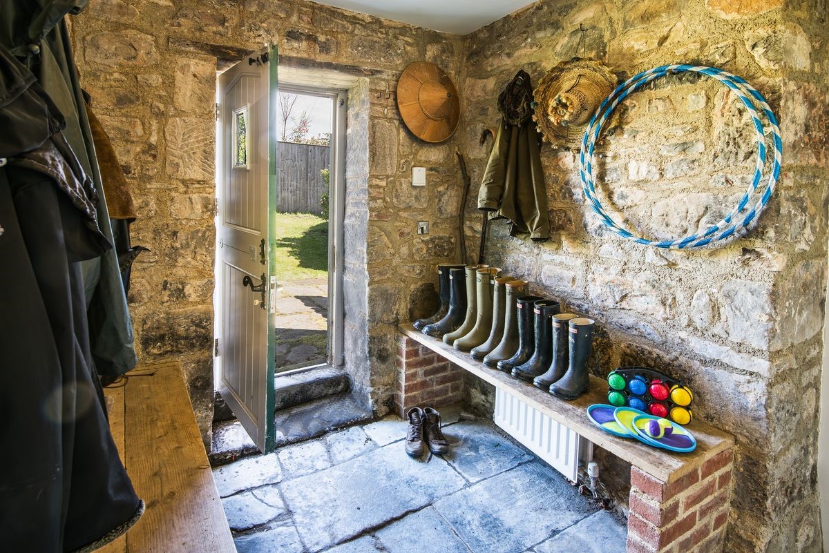 Overthwarts Farmhouse - boot room