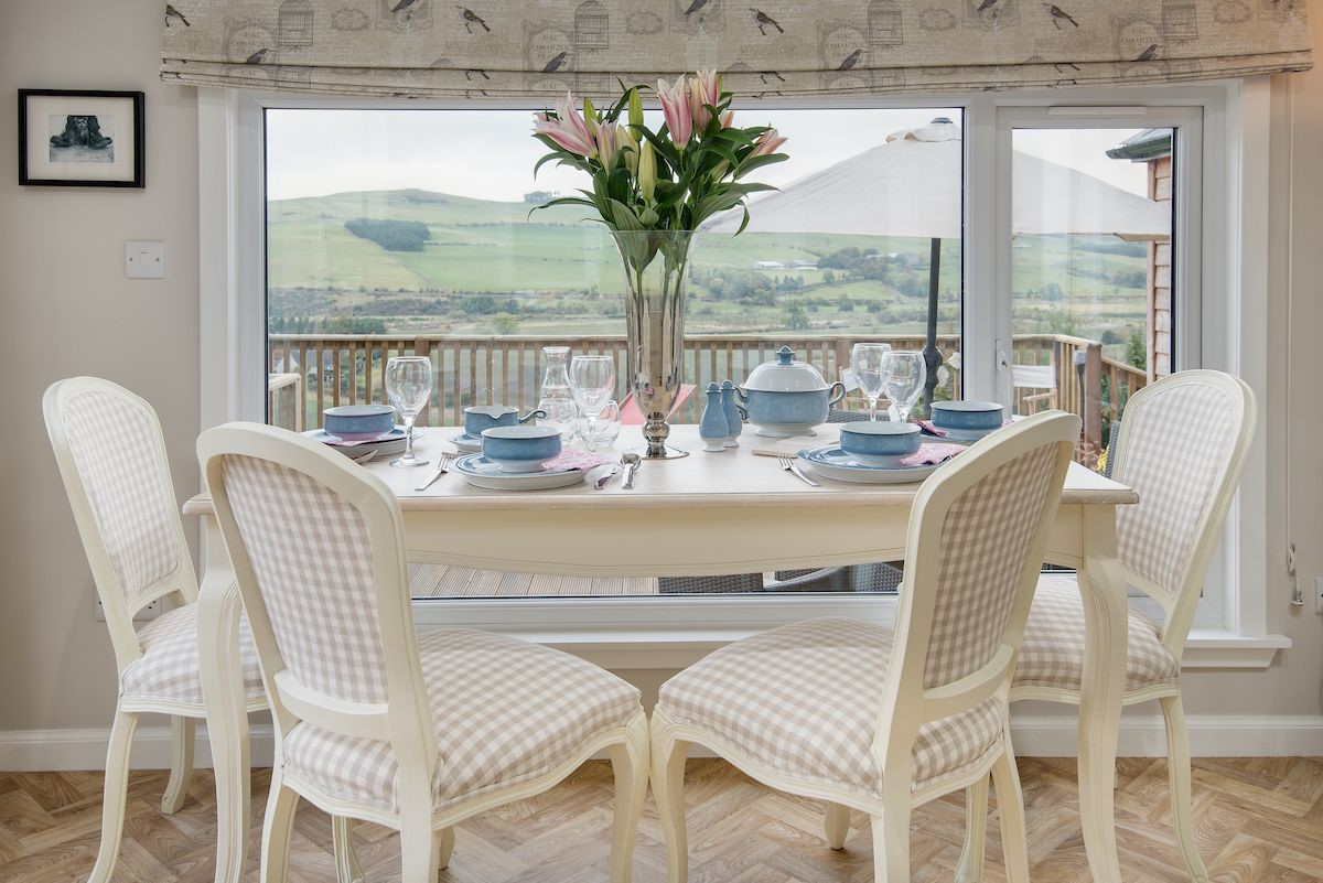 Pennine Way Cottage - dining table & view