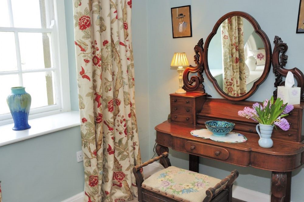 Steward's House - bedroom two dressing table