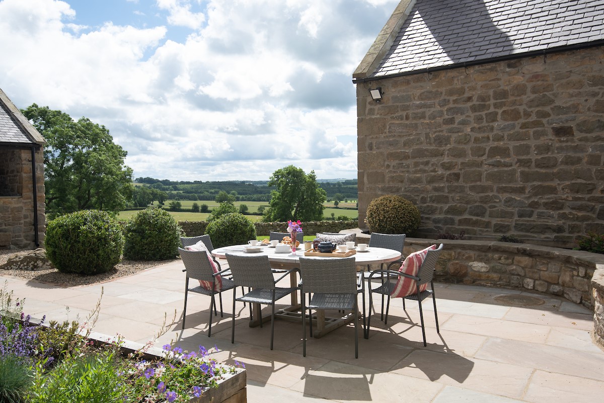 Shepherd's House - outdoor dining with superb views