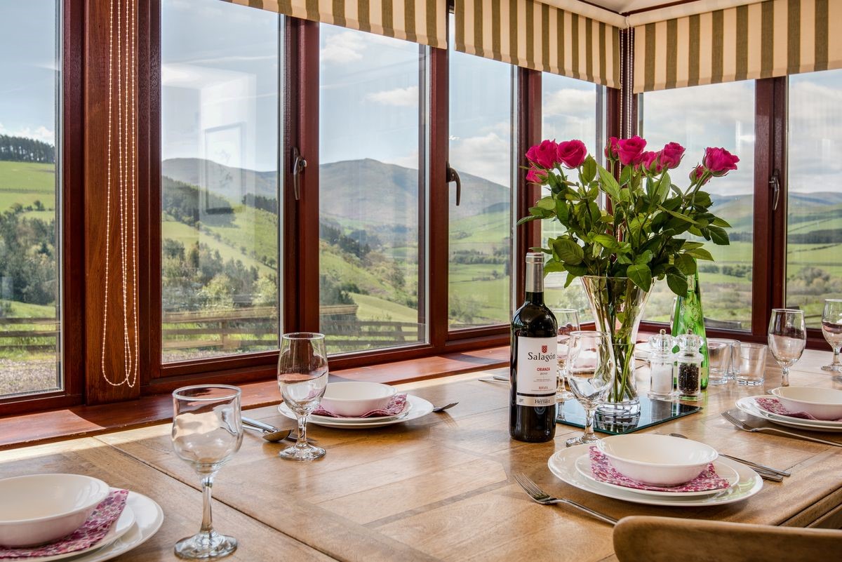 College Cottage - enjoy breakfast, lunch and dinner with exceptional views of the Northumbrian countryside