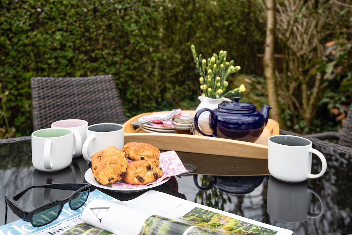 Windyrig - tea in the garden