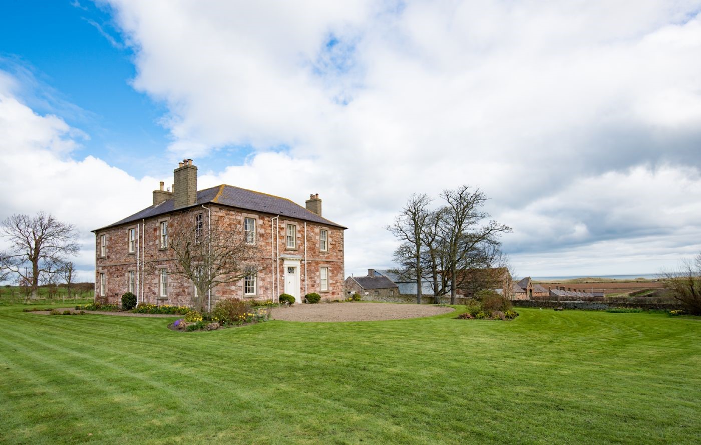 East House - a grand Georgian home with extensive grounds on the Northumberland coast