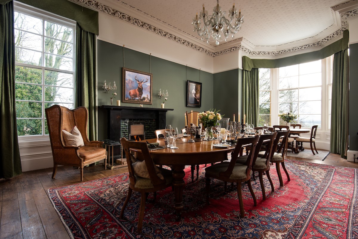 Cairnbank House - entertain family and friends around the large dining table seating 12 guests