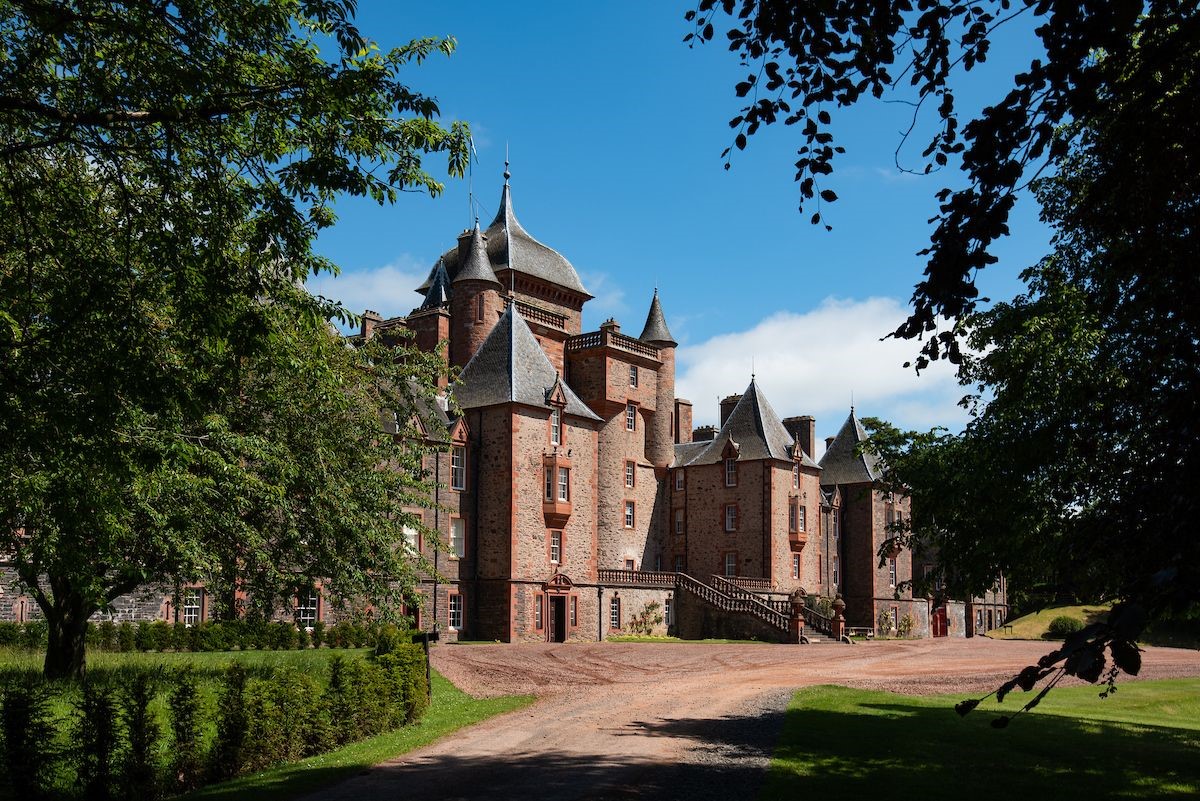 Thirlestane Castle - front aspect and driveway