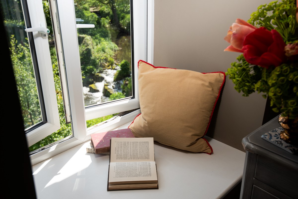 Brunton Granary - enjoy a book in a quiet corner while enjoying peaceful views of Brunton Burn