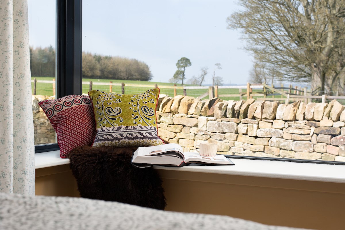 Lakeside Cottage - Alice - the window seat is an ideal spot for planning the day ahead with your morning cuppa