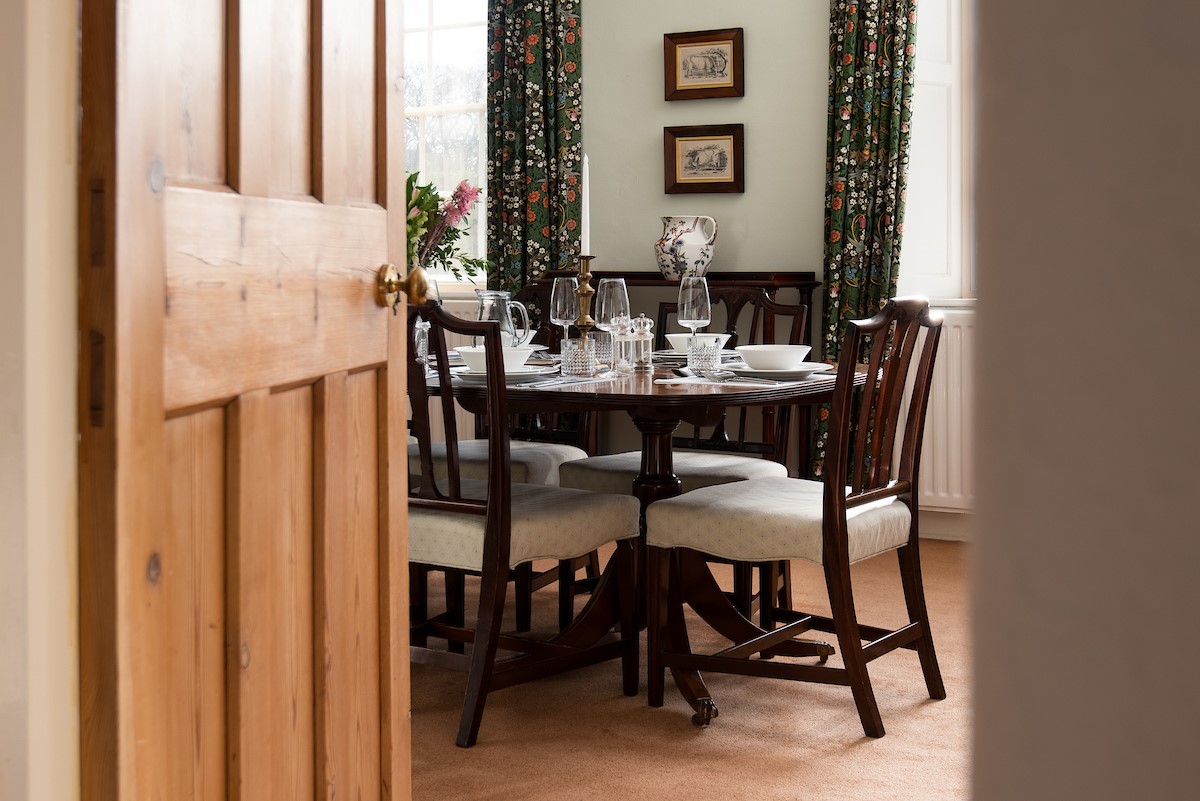 The Old Vicarage - access from the hall into the spacious dining room