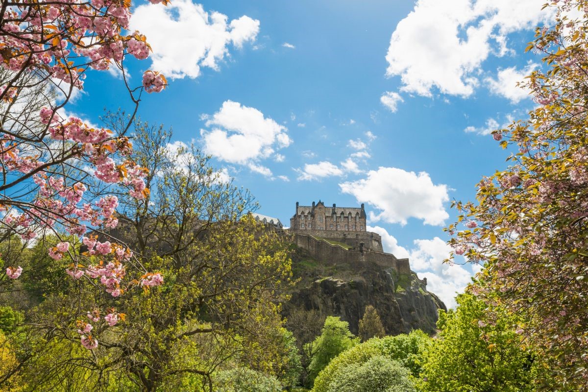 Edinburgh Castle - VisitScotland / Kenny Lam