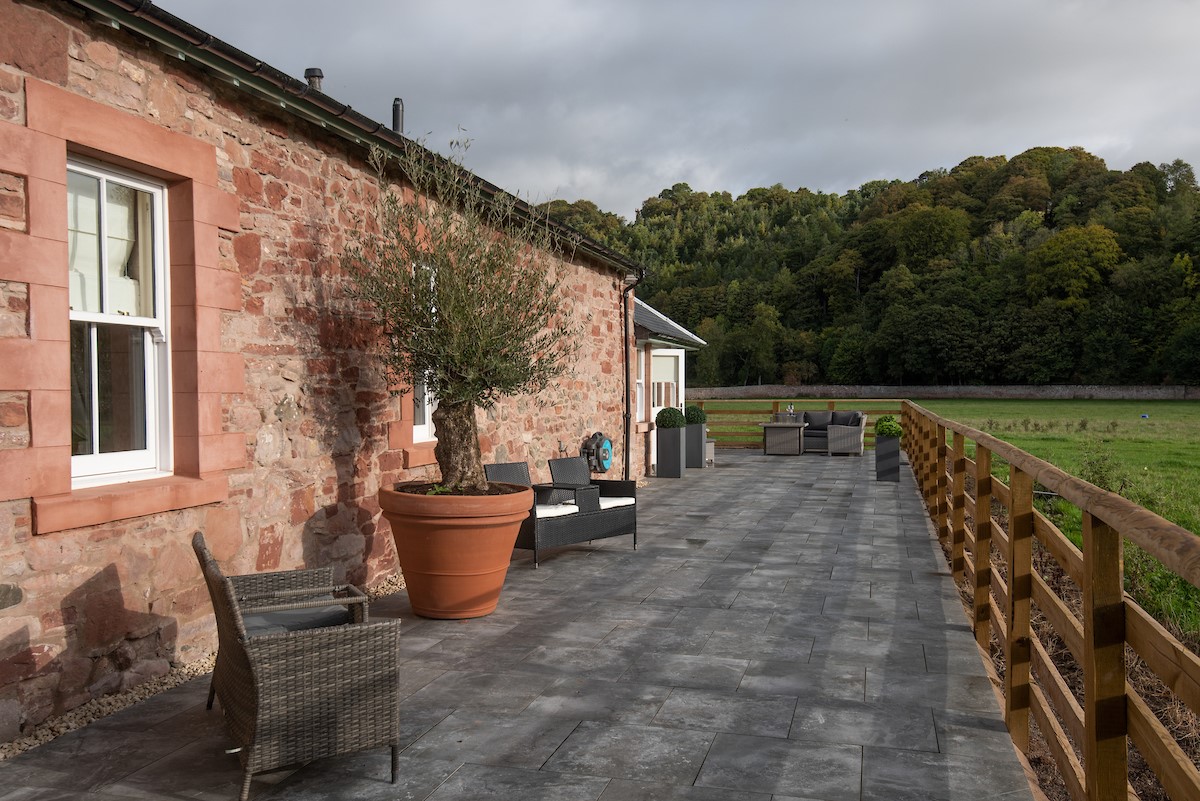 The Bothy at Dryburgh - the outside seating area that wraps around the property