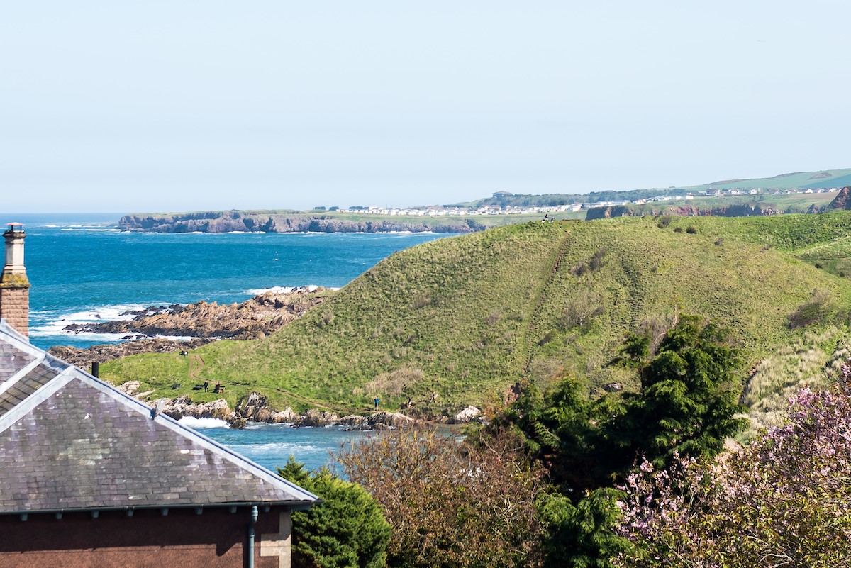 2 The Bay, Coldingham - enjoy the exceptional views of the dramatic coastline at Coldingham