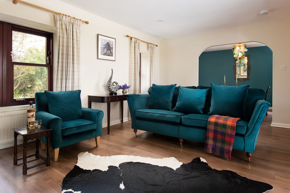 Westwood Cottage - sit back and relax after a long day exploring the sights of East Lothian
