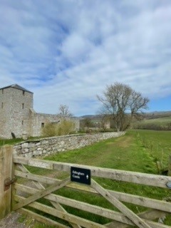The Old School - Edlingham church and castle ruin are just metres away