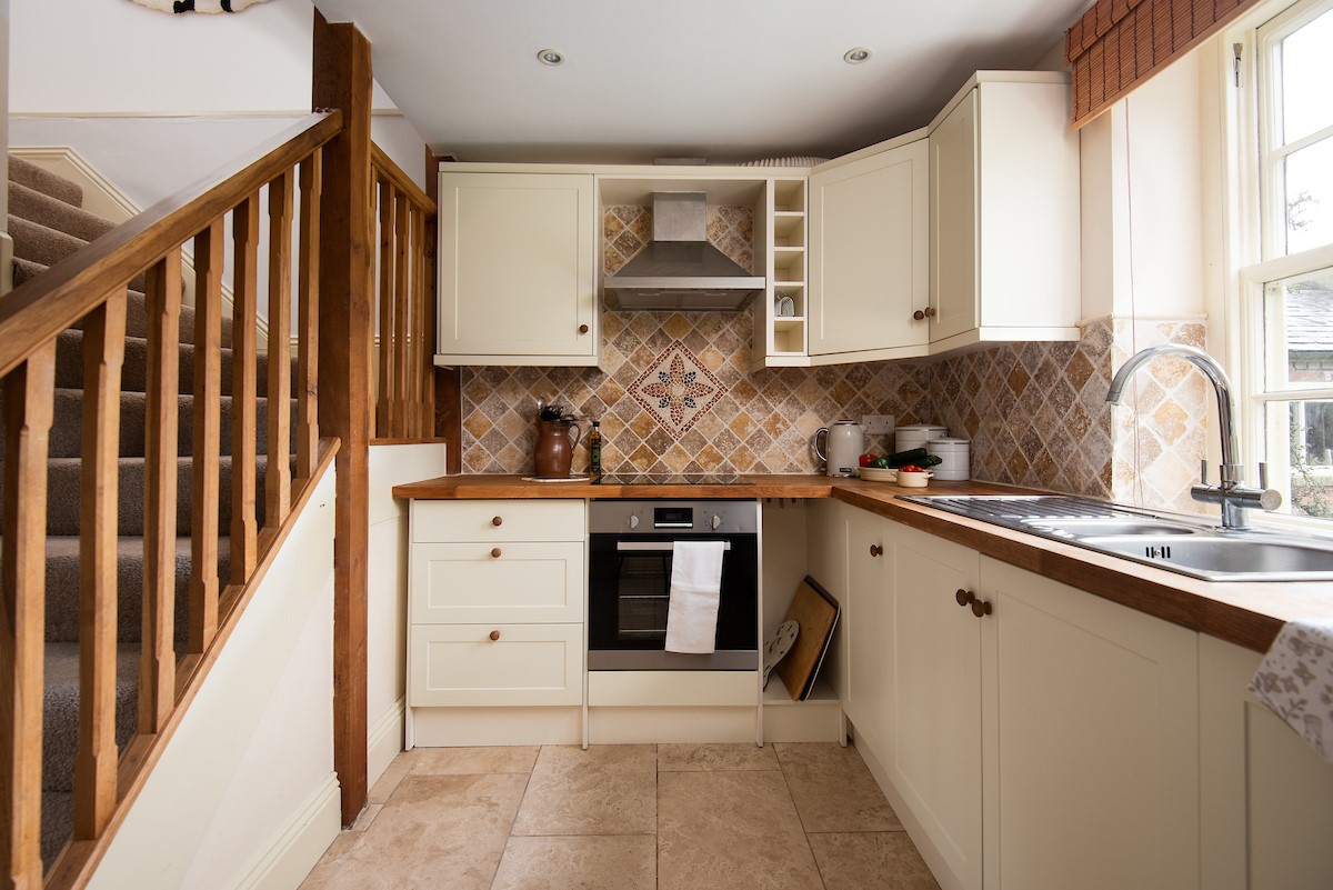 Dairy Cottage, Knapton Lodge - the galley style kitchen
