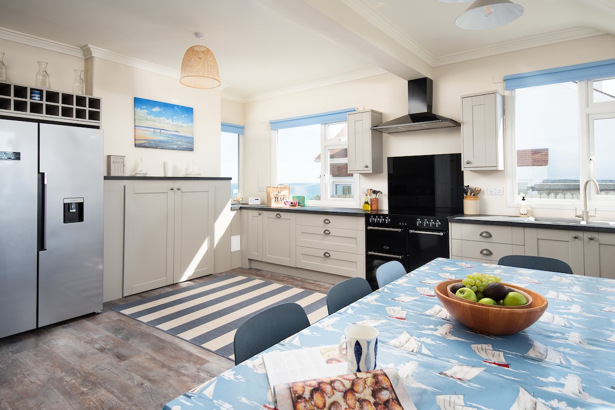 The Fairway - get creative in the spacious kitchen during your stay