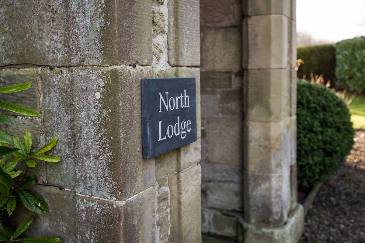 North Lodge - signage