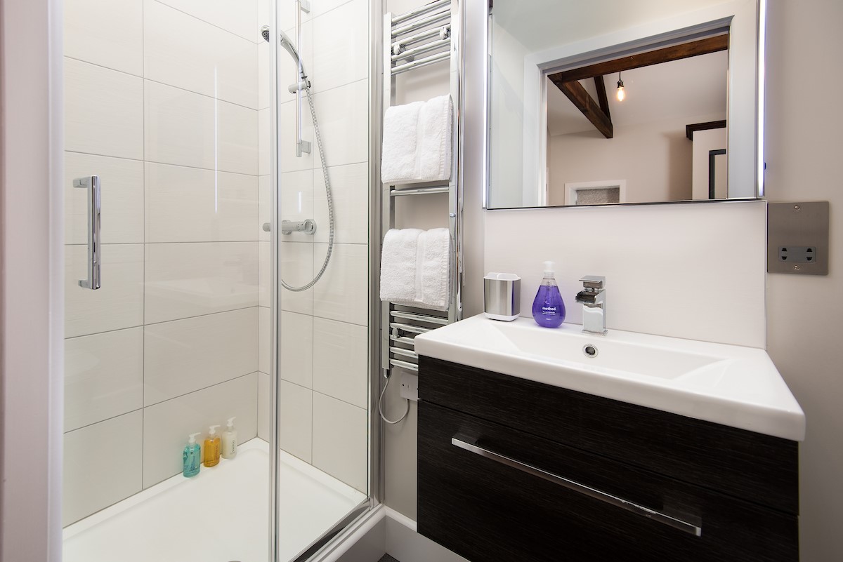 The Stables at West Lyham - en-suite shower room to bedroom one