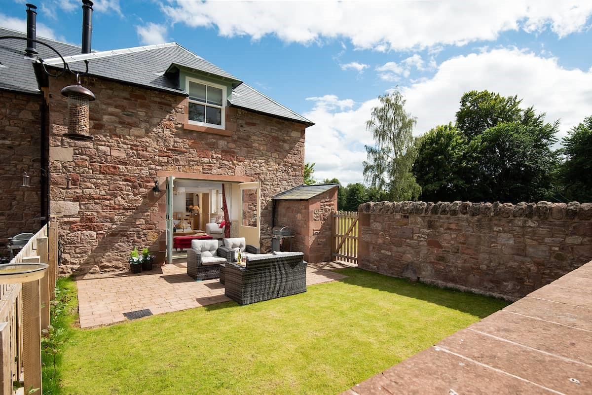 Dryburgh Steading Three - enclosed garden with seating area