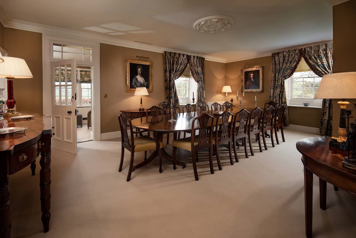 Broadgate House - dining room seating up to 16 guests
