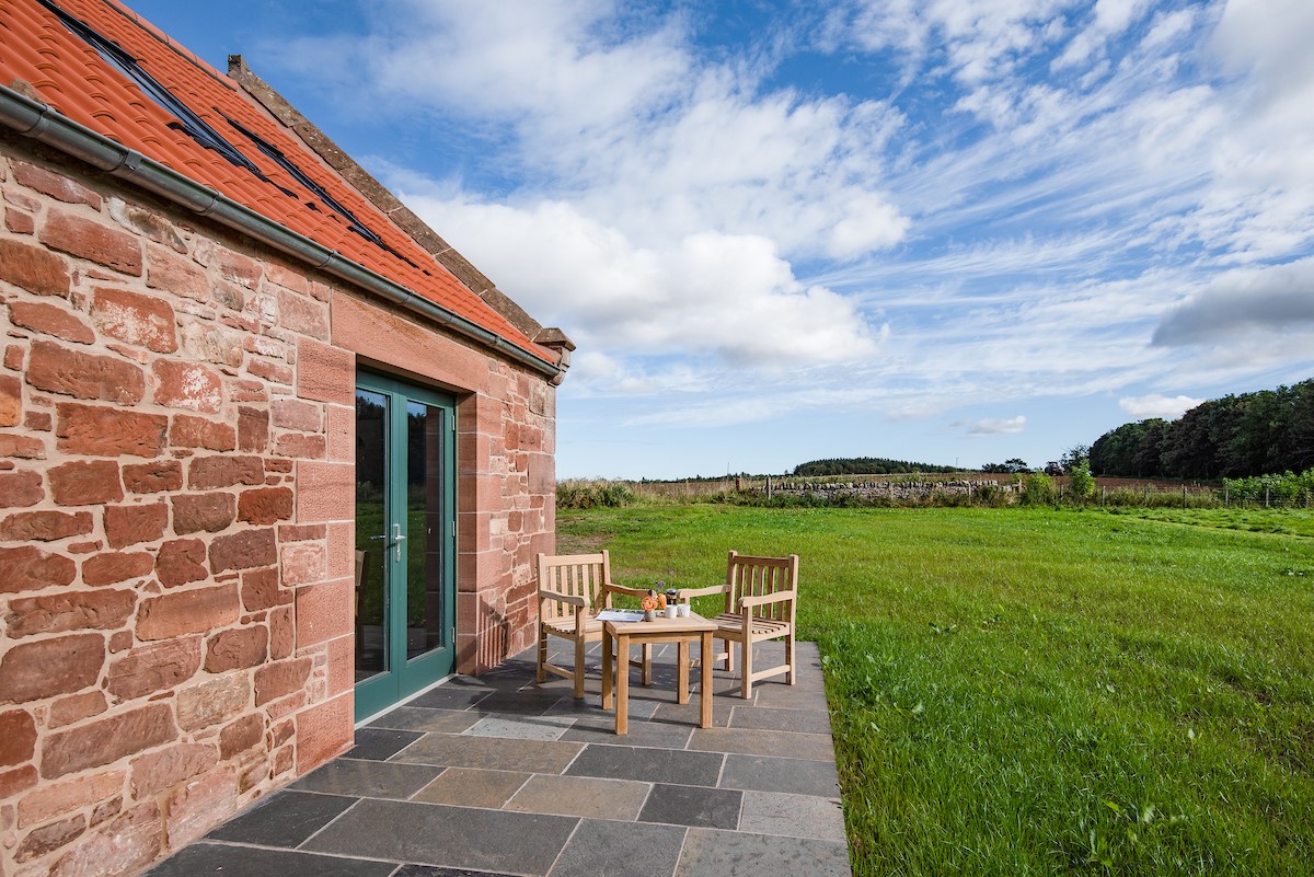 Papple Steading - Ploughman's Bothy - outdoor seating for two on the terrace