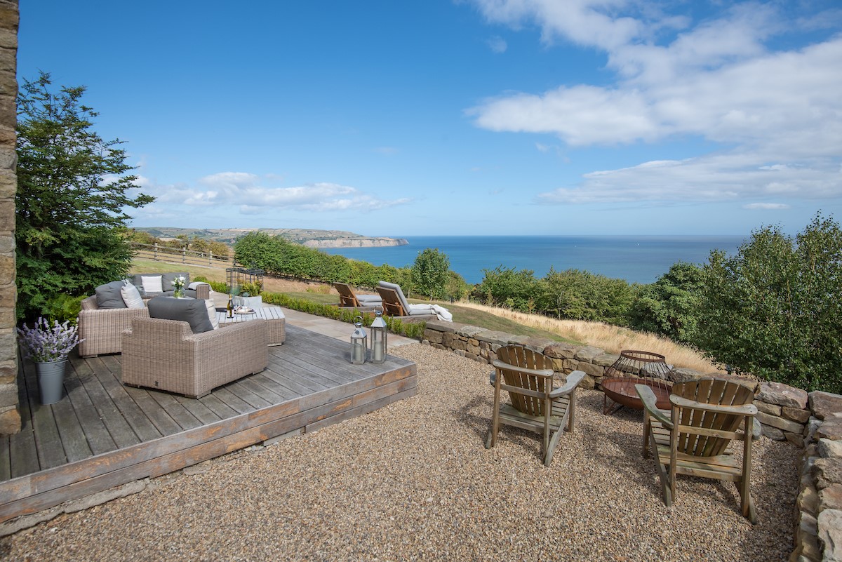 Bay View Cottage - incomparable views from all aspects of the cottage garden