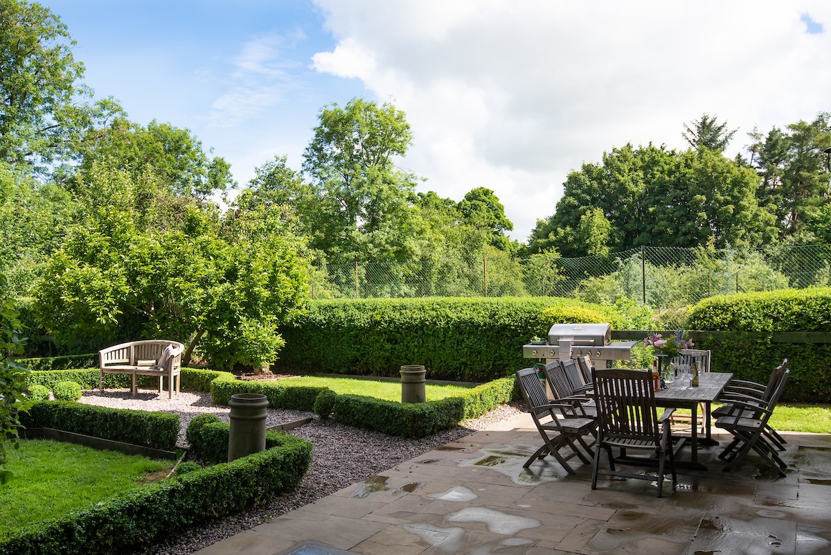 Old Purves Hall - outdoor dining and seating in the garden