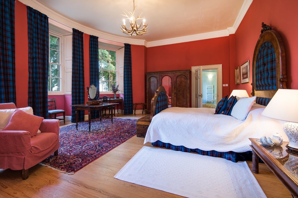 Wedderburn Castle - Glorious 12th bedroom