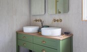 Overthickside - double basin unit in the family bathroom