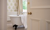Brunton House - bathroom with roll top bath