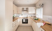 Kingfisher Cottage - kitchen