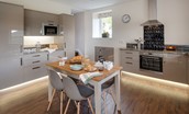 Smiddy - kitchen & dining table
