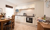 Eildon View - kitchen with dining space for four