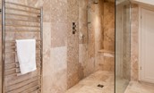 Bowls Cottage - large en-suite bathroom with large walk-in shower adjacent to bedroom one