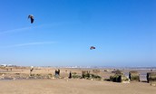 Kitesurfing at Fraisthorpe Beach
