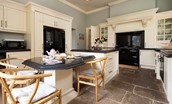 Eslington East Wing - large kitchen with breakfast bar and 4 bar stools