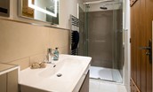 North Star House - bedroom three en-suite shower room with walk-in shower
