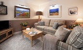 Eildon View - sitting room with comfortable seating