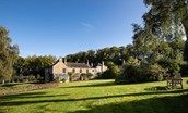 Honeystone House - view of property from the extensive lawned garden