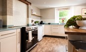 Pirnie Cottage - the modern kitchen with large oven