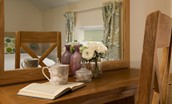 Rose Cottage, Huggate - dressing table in bedroom one