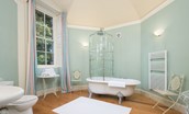 Wedderburn Castle - Glorious 12th bathroom