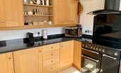 Driftwood Bamburgh - kitchen with Rangemaster cooker