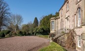 Cairnbank House - the gravelled courtyard to the front of the property and access driveway